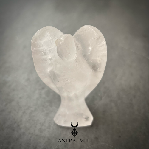 Ángel Tallado en Cuarzo Natural – 6 cm