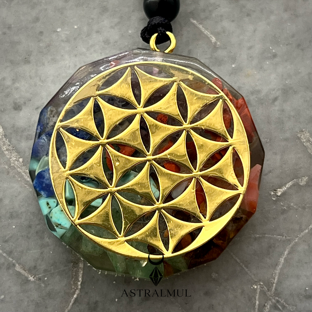 Collar de Orgonita con Flor de la Vida