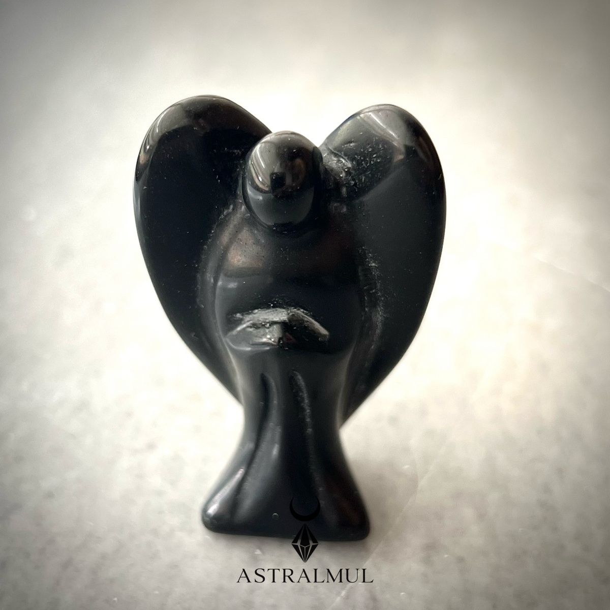 Ángel Tallado en Obsidiana Natural – 6 cm