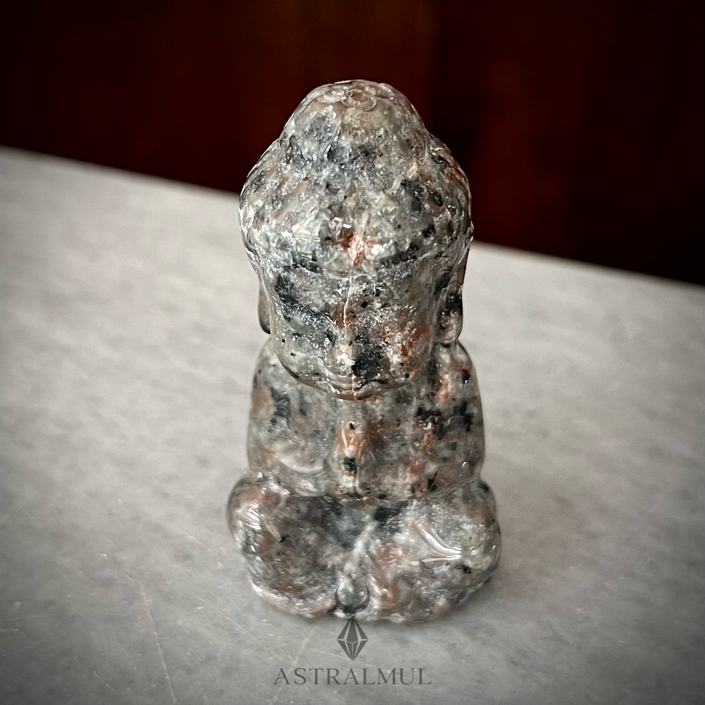 Buda Tallado en Yoperlita Natural – 6 cm